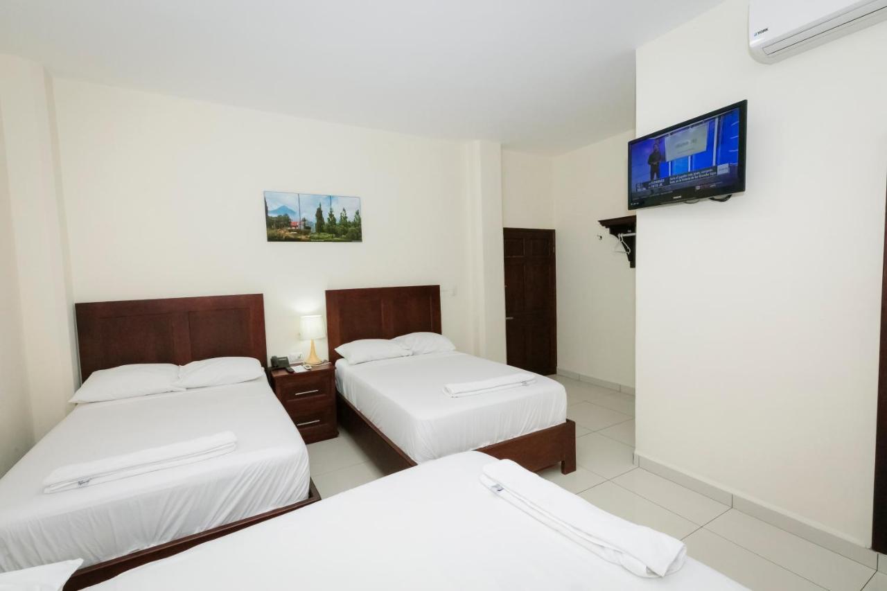 Hotel Mediterraneo Inn Santa Rosa de Lima Esterno foto