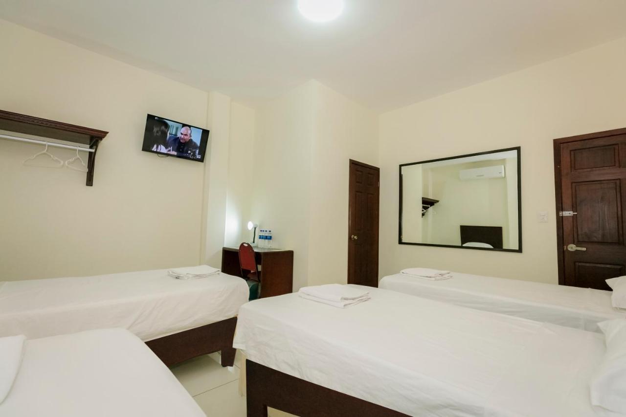 Hotel Mediterraneo Inn Santa Rosa de Lima Esterno foto