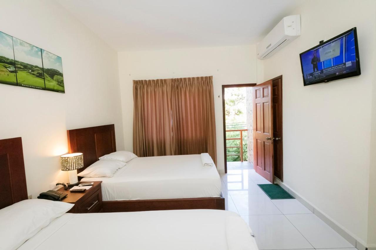 Hotel Mediterraneo Inn Santa Rosa de Lima Esterno foto